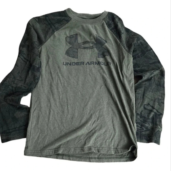 Under Armour Youth Long Sleeve Shirt - Picture 1 of 3
